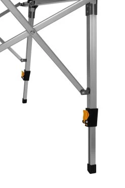 Aluminiumtisch „Vogar“ Silber 16 Aluminiumtisch „Vogar“ Silber -Normani 136435