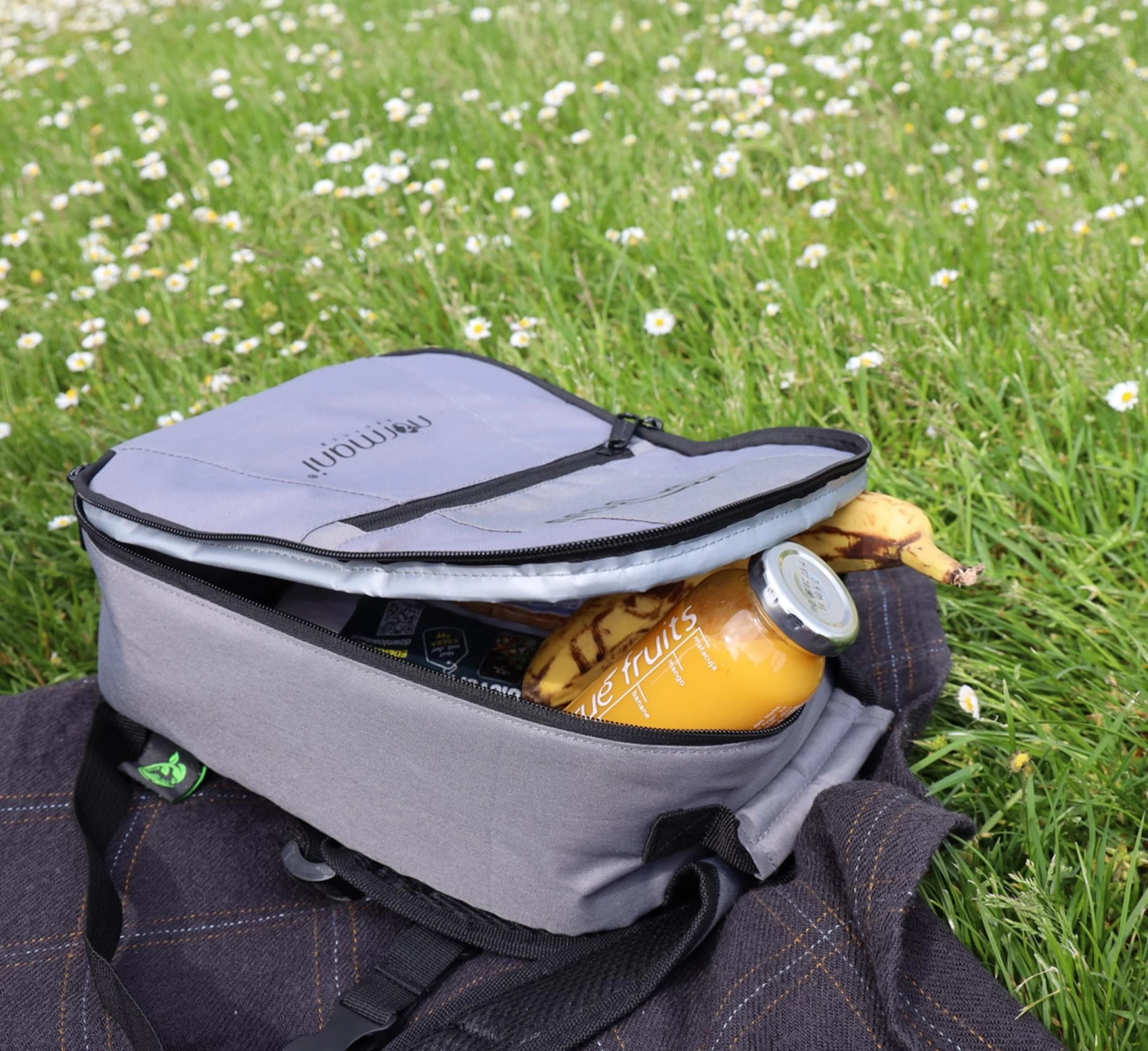 Praktischer Kinderrucksack Mit Kühlfunktion 6 Liter „Ranfurly“ Grau 7 Praktischer Kinderrucksack Mit Kühlfunktion 6 Liter „Ranfurly“ Grau – Bild 5