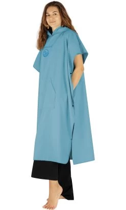 Weicher Mikrofaser Badeponcho „Nosara“ Blau -Normani 167324
