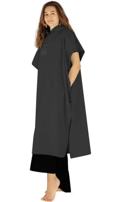 Weicher Mikrofaser Badeponcho „Nosara“ Schwarz -Normani 167329